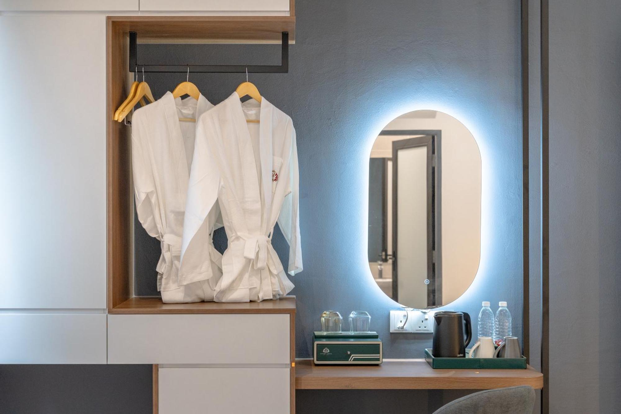 Saturn Hotel จอร์จทาวน์ ภายนอก รูปภาพ